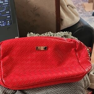 IPSY NEVER USED MAKEUP BAG ~ RED WOVEN BAG ROOMY